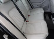 Volkswagen Passat 12