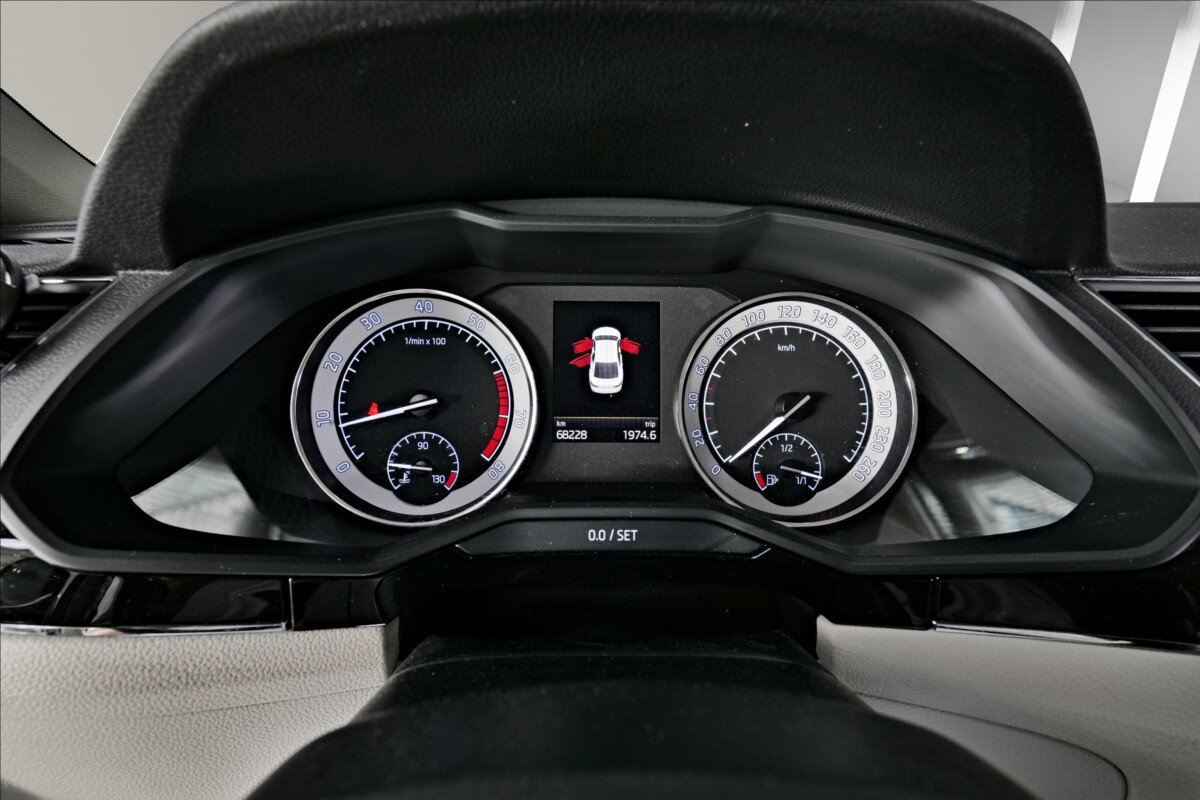 Škoda Superb Sedan 2,0 l 200 kw