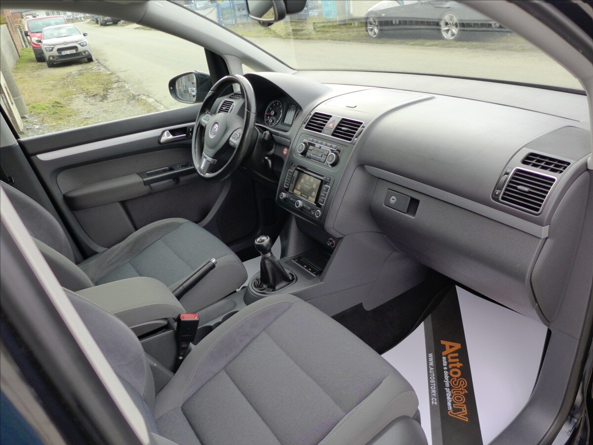 Volkswagen Touran Kombi 1,4 l 103 kw