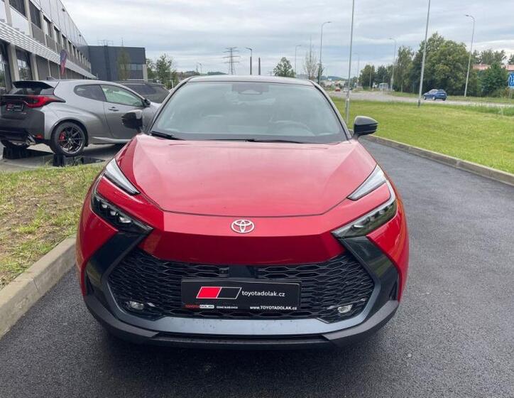 Toyota C-HR 3