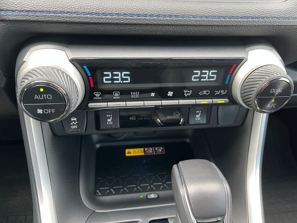 Toyota RAV4 SUV / Terénní 2,5 l 131 kw