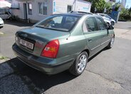 Hyundai Elantra Sedan 2,0 l 82 kw
