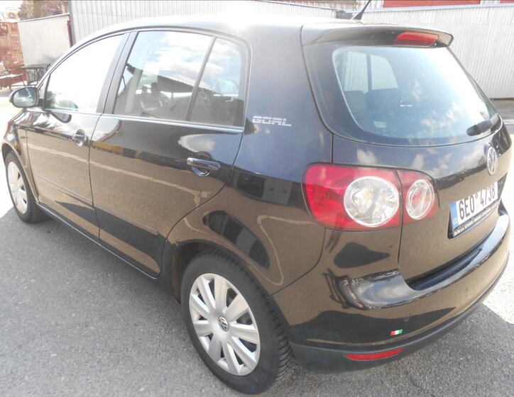 Volkswagen Golf Hatchback 1,4 l 59 kw