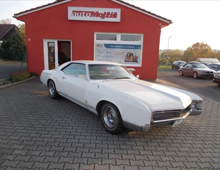 Buick Riviera Kupé 7,0 l 270 kw