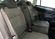 Volkswagen Tiguan 7