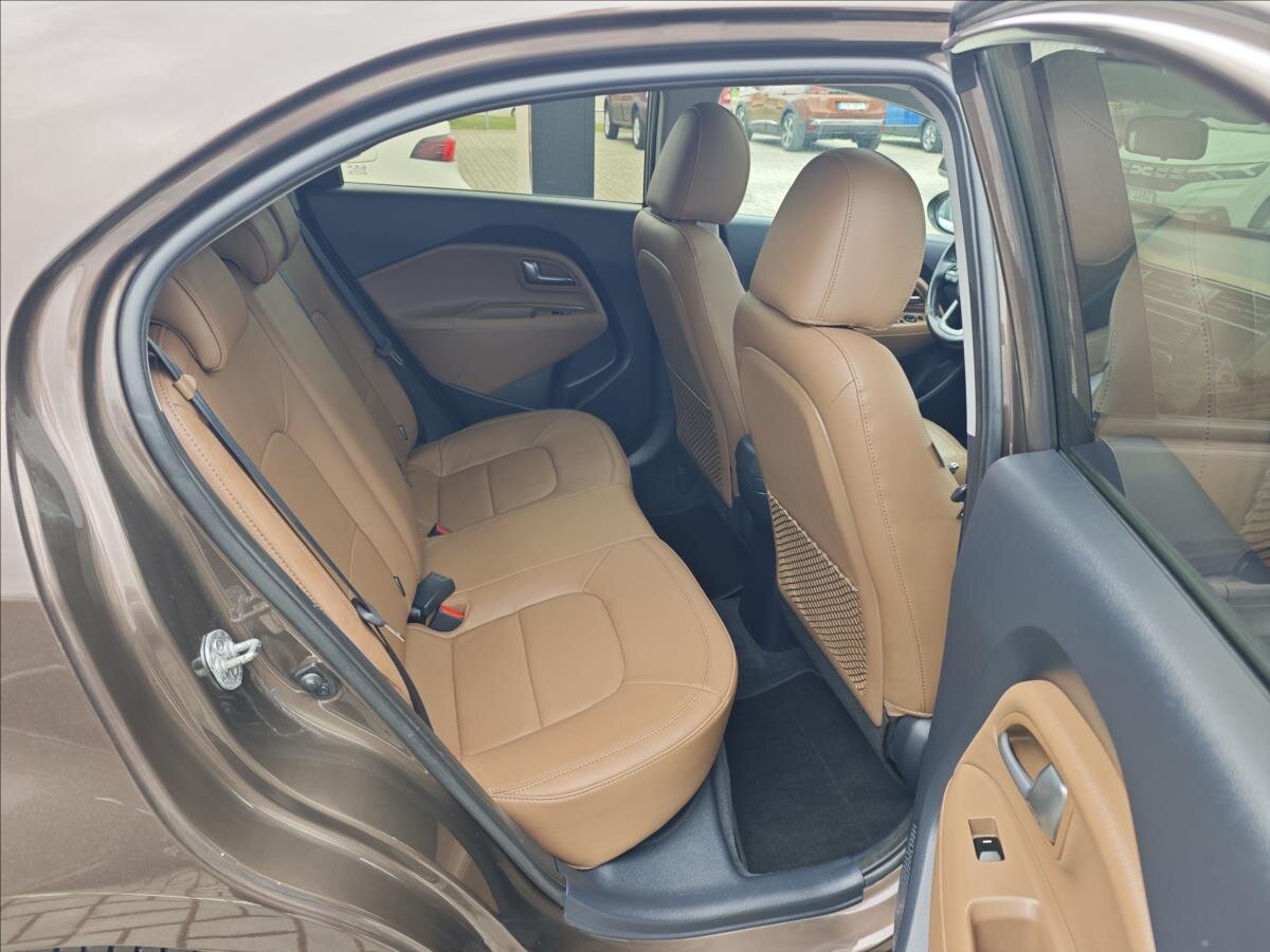 KIA Rio Hatchback 1,4 l 80 kw