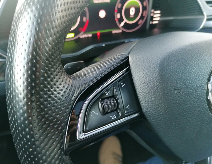 Škoda Superb Kombi 1,4 l 160 kw