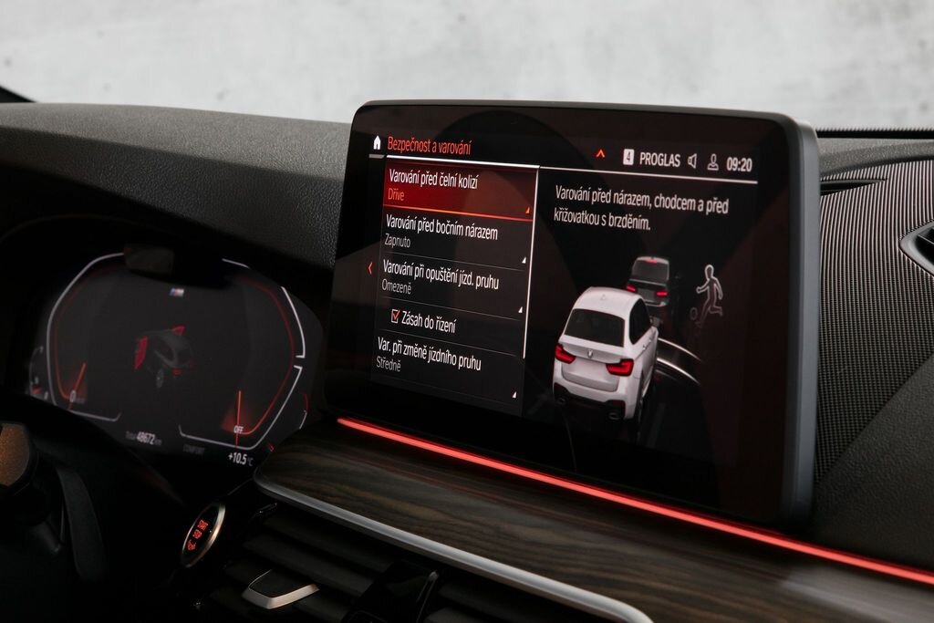 BMW Řada 5 Kombi 3,0 l 245 kw