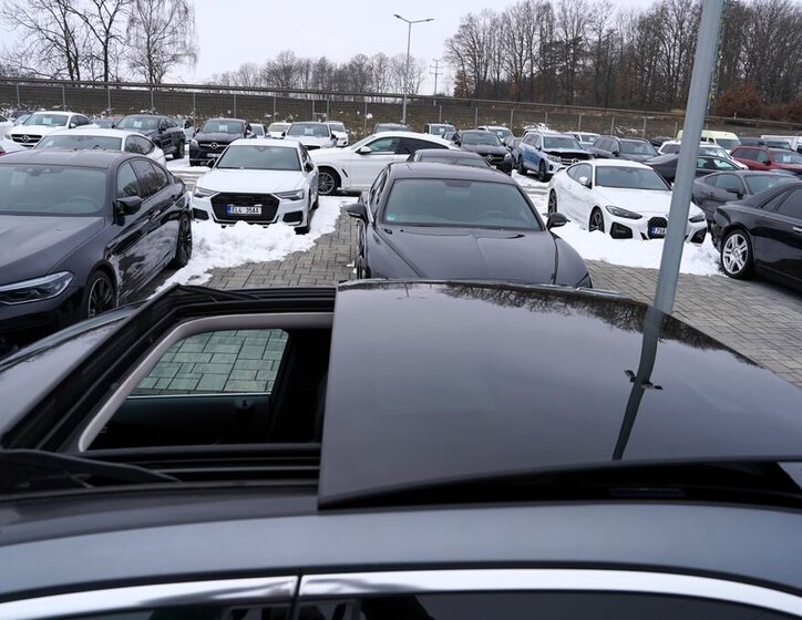 Mercedes-Benz Třídy C Sedan 2,0 l 143 kw