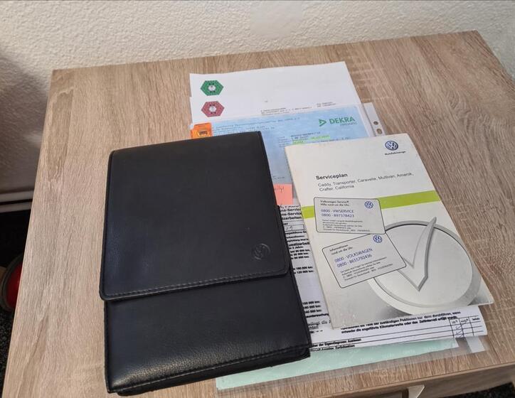 Volkswagen Multivan 25