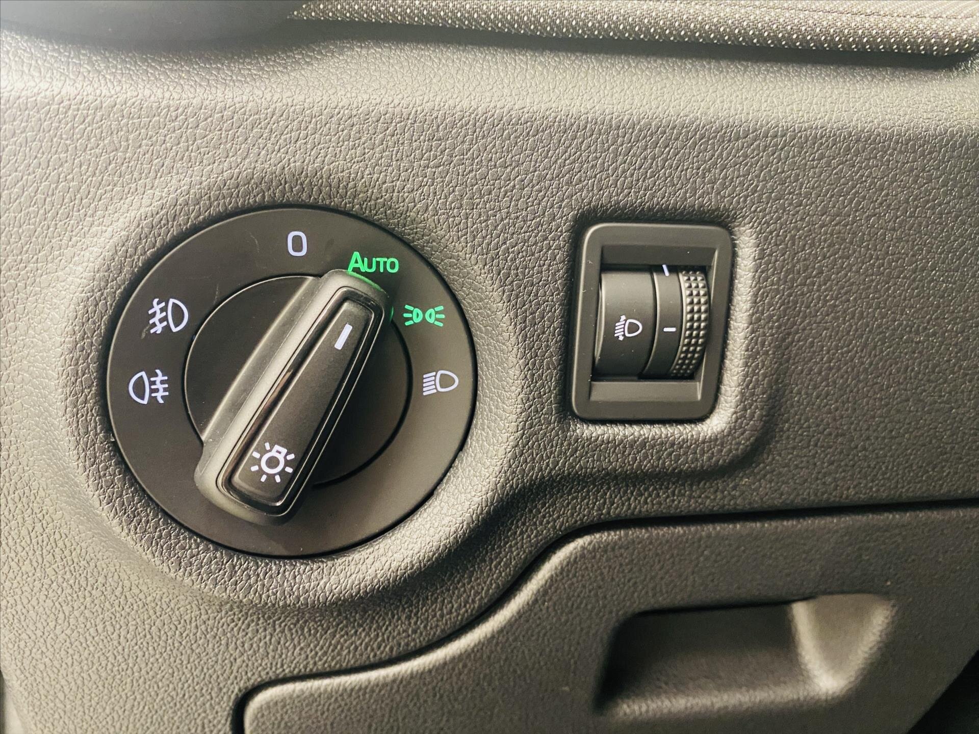 Škoda Fabia Hatchback 999,0 70 kw