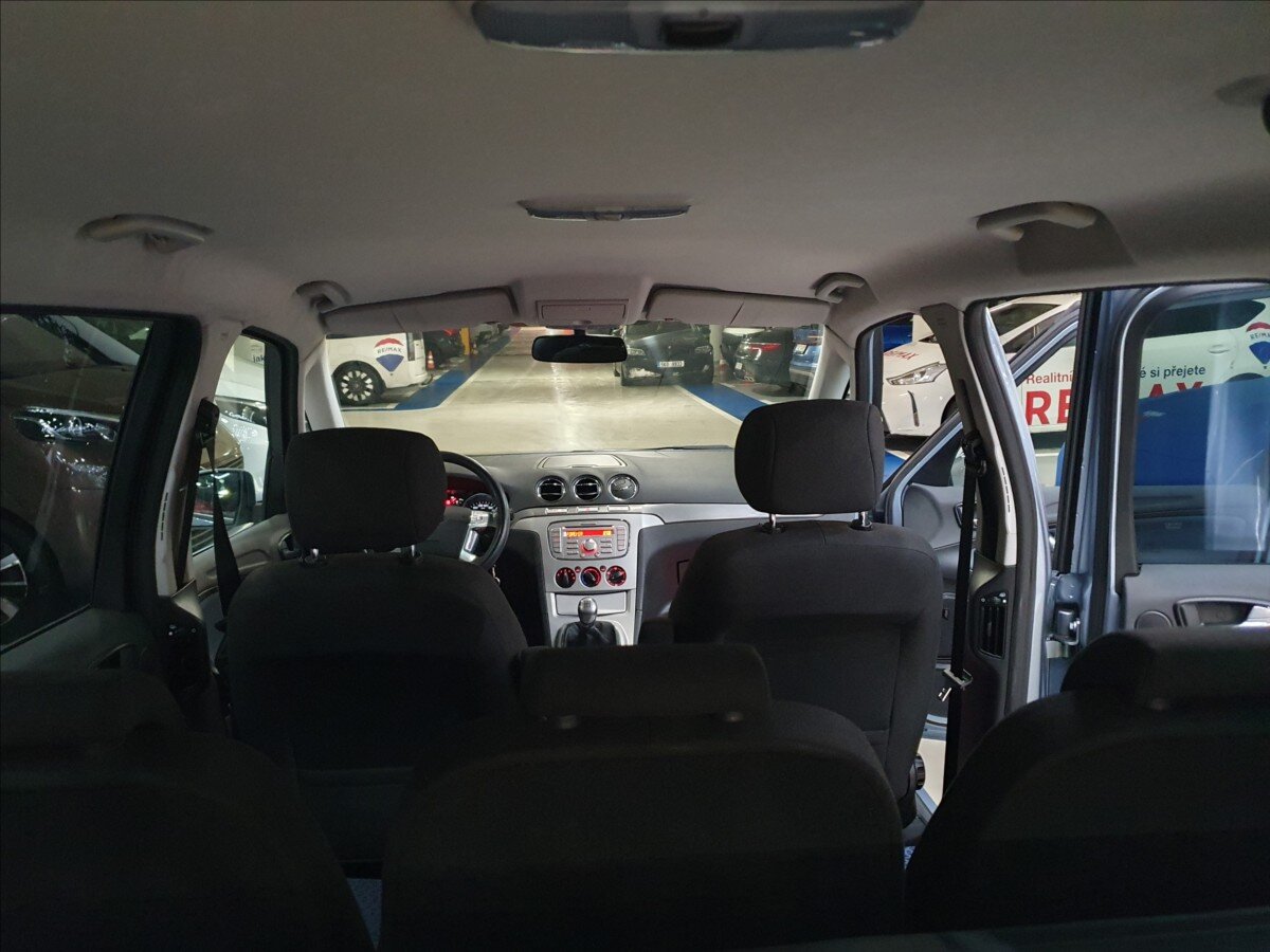 Ford Galaxy MPV 2,0 l 107 kw