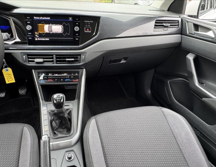 Volkswagen Polo Hatchback 999,0 70 kw