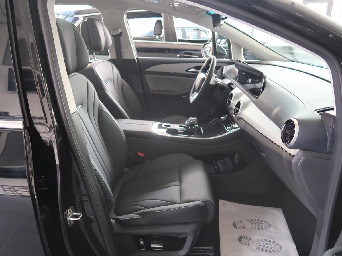 Dongfeng U-Tour MPV 1,5 l 130 kw