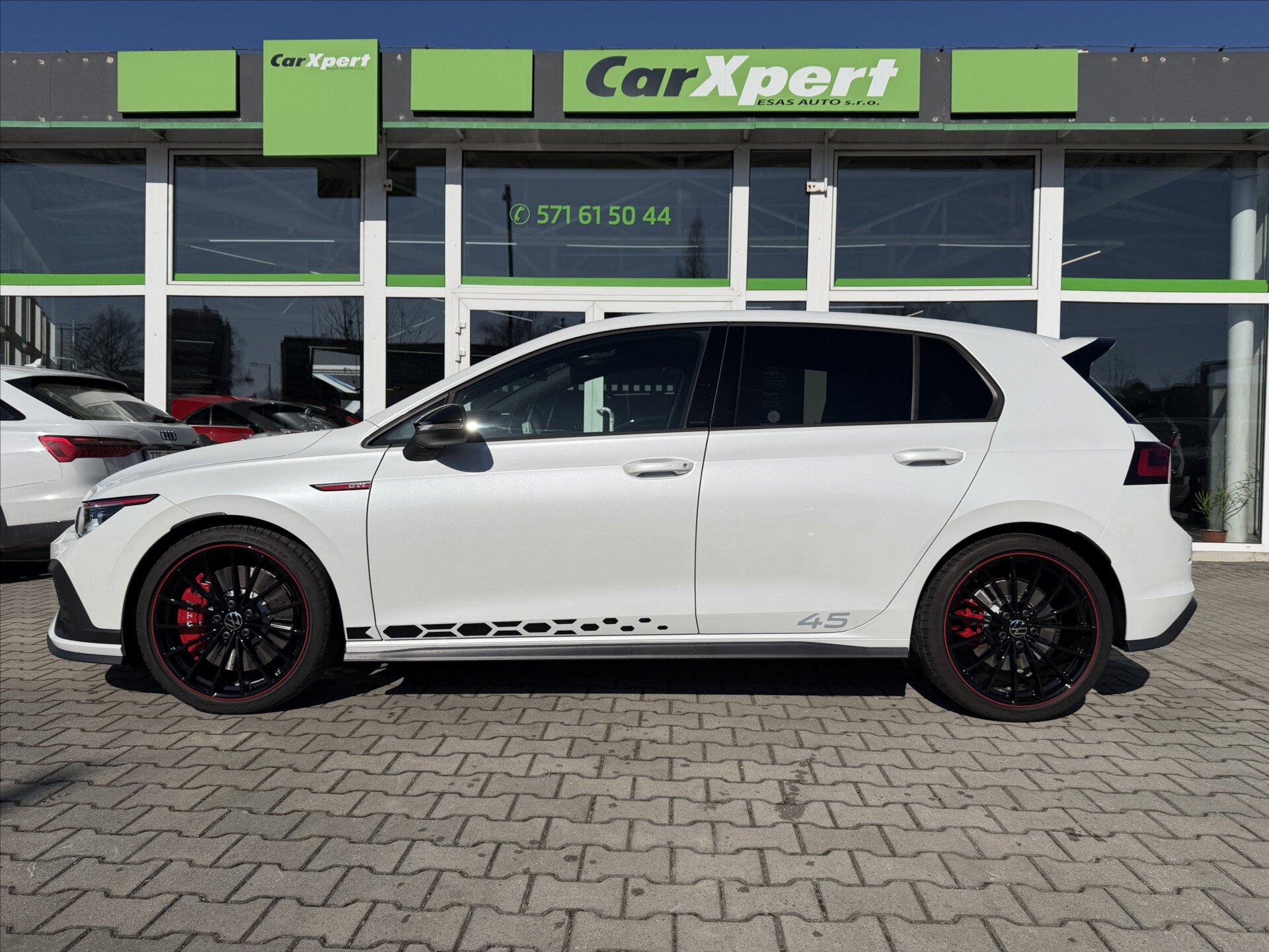 Volkswagen Golf Hatchback 2,0 l 221 kw