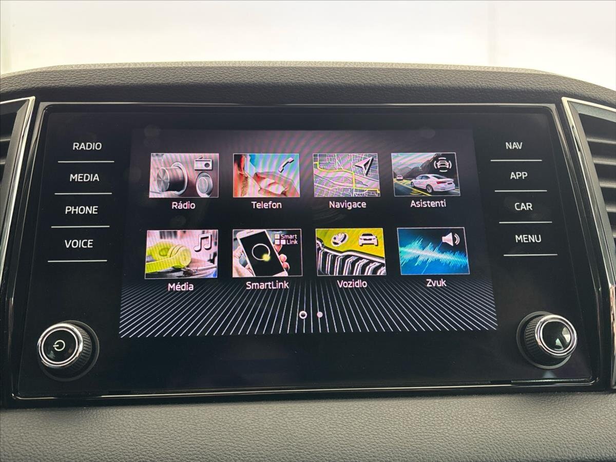 Škoda Karoq SUV / Terénní 1,5 l 110 kw