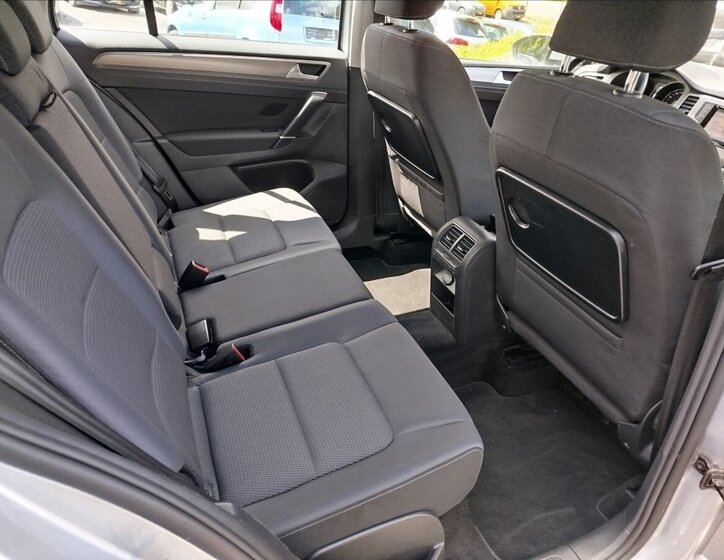 Volkswagen Golf Sportsvan MPV 2,0 l 110 kw