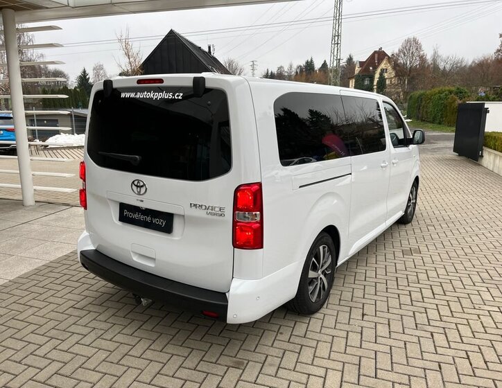 Toyota ProAce Verso 6