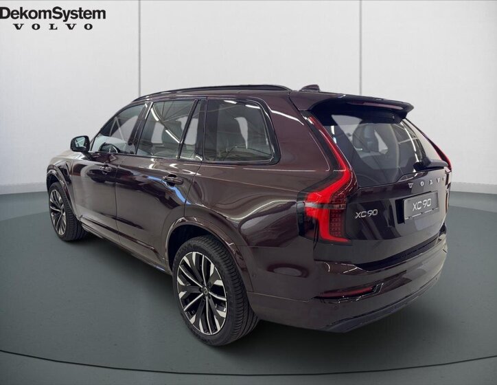 Volvo XC90 SUV 2,0 l 335 kw