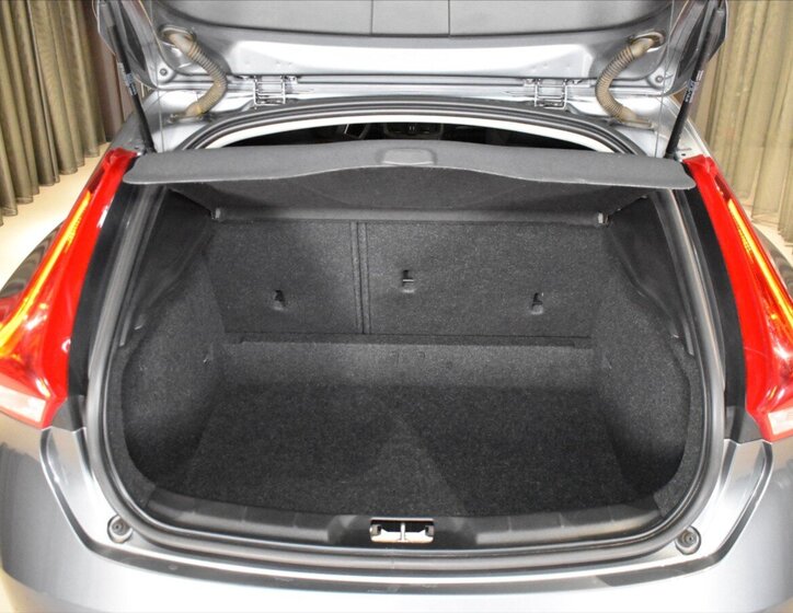 Volvo V40 Hatchback 1,5 l 112 kw