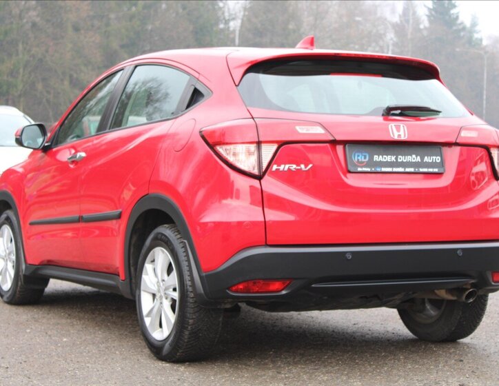 Honda HR-V SUV / Terénní 1,5 l 96 kw