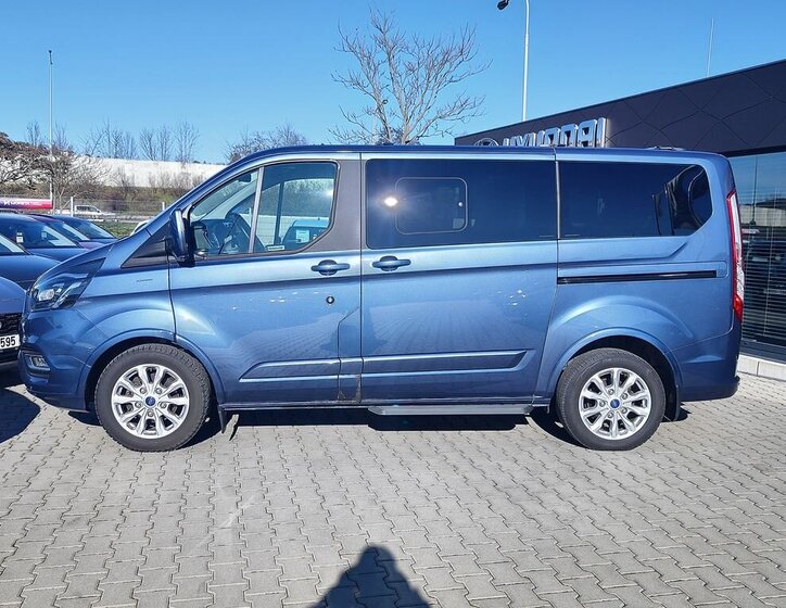Ford Tourneo Custom VAN / Minibus 2,0 l 110 kw