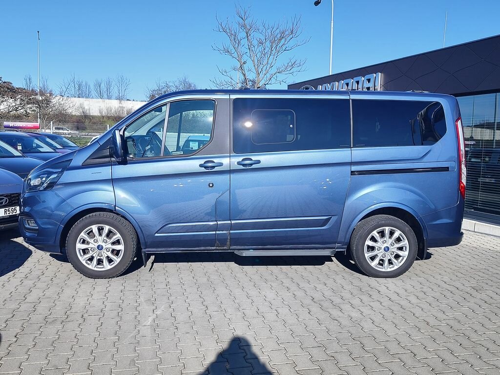 Ford Tourneo Custom VAN / Minibus 2,0 l 110 kw