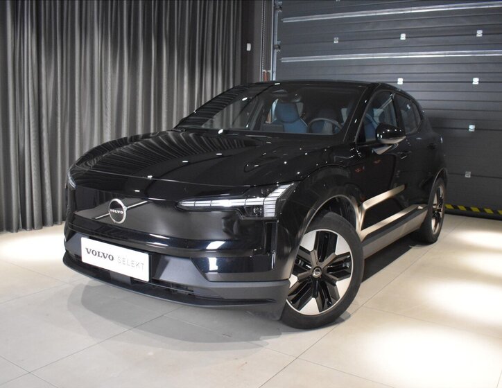 Volvo EX30 SUV / Terénní 0,0 200 kw