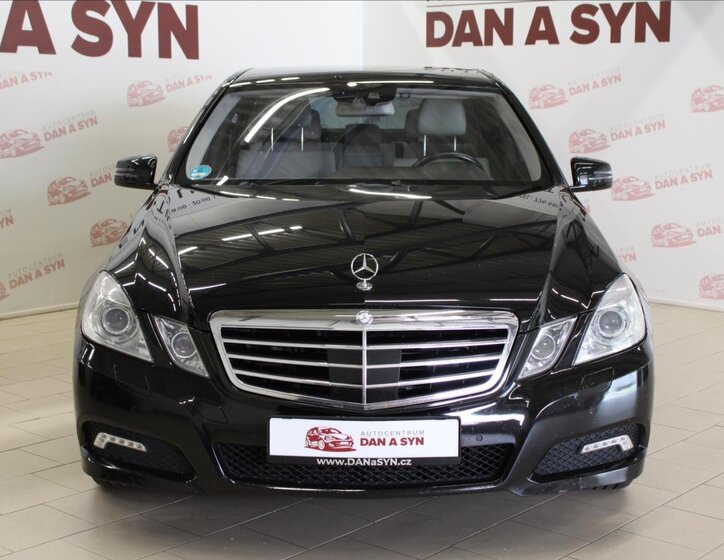 Mercedes-Benz Třídy E Sedan 3,0 l 170 kw