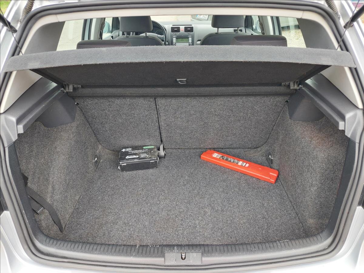 Volkswagen Golf Hatchback 1,4 l 59 kw