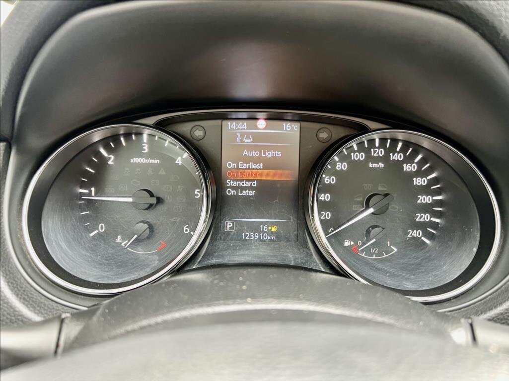 Nissan Qashqai SUV / Terénní 1,6 l 96 kw