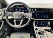 Audi Q8 SUV / Terénní 3,0 l 210 kw