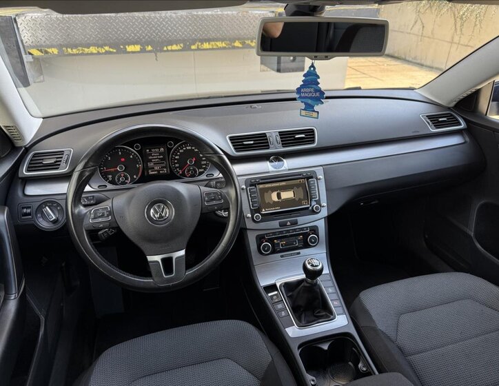 Volkswagen Passat 14