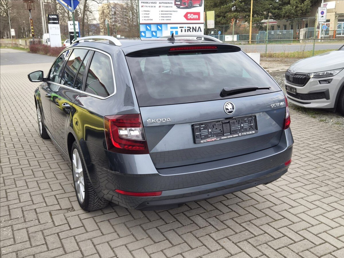 Škoda Octavia Kombi 2,0 l 110 kw