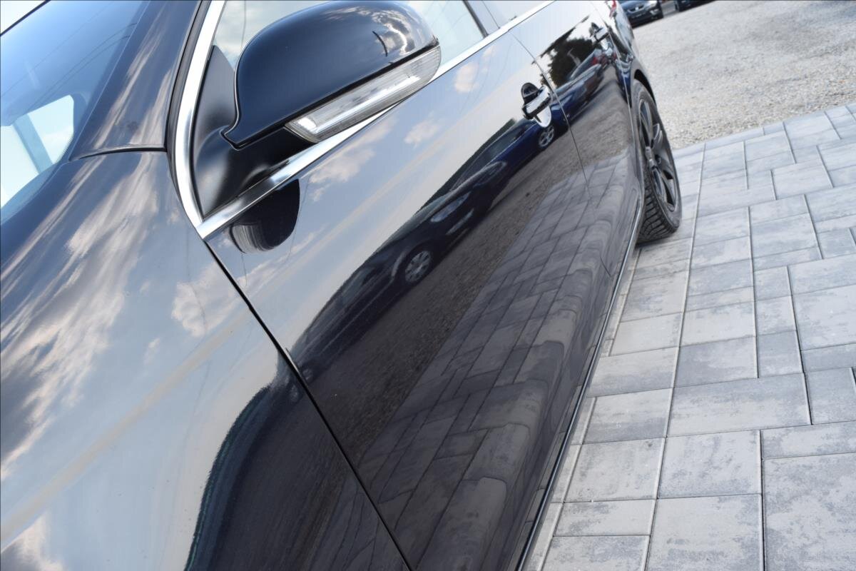 Volkswagen Golf Kombi 1,6 l 75 kw