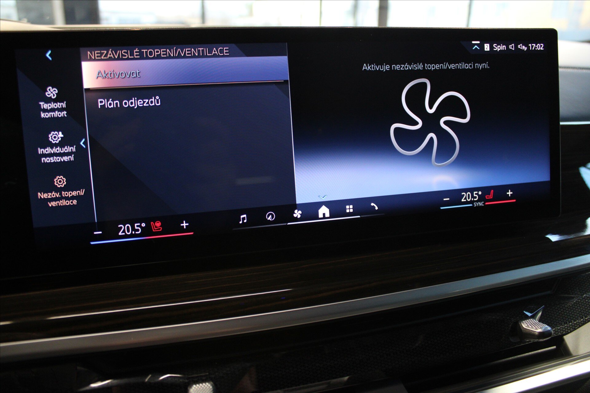 BMW X5 Kombi 3,0 l 210 kw