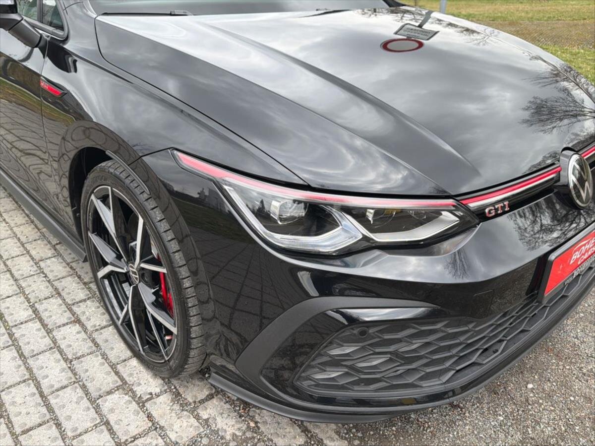 Volkswagen Golf Kombi 2,0 l 180 kw