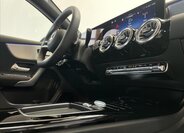 Mercedes-Benz Třídy A Sedan 1,3 l 120 kw