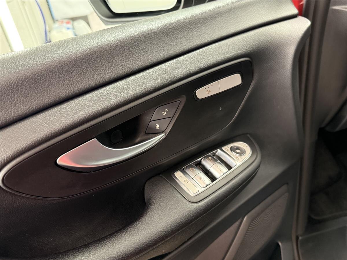Mercedes-Benz Třídy V MPV 2,1 l 140 kw