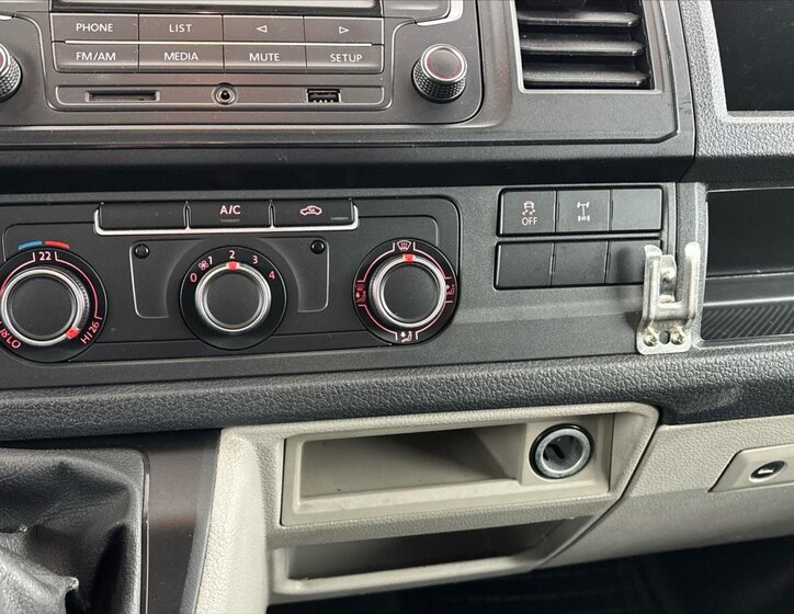 Volkswagen Transporter Kombi 2,0 l 110 kw