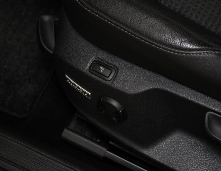 Volkswagen Golf Hatchback 1,2 l 81 kw