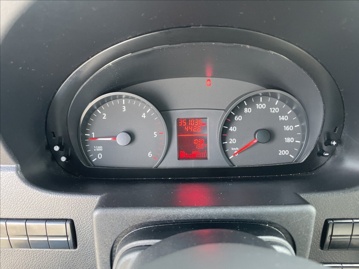 Volkswagen Crafter Skříň 2,0 l 120 kw