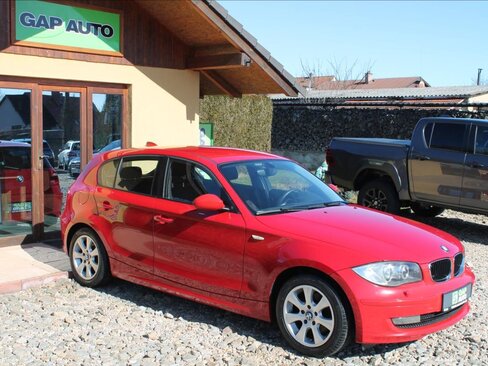 BMW Řada 1 Hatchback 2,0 l 105 kw