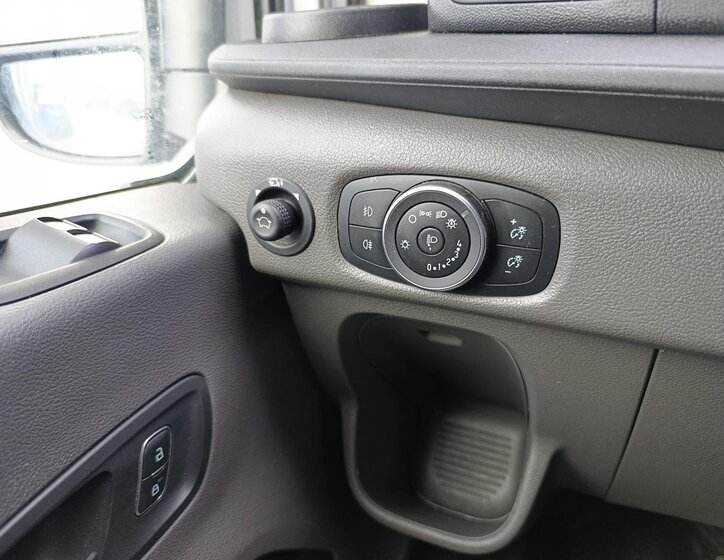 Ford Transit Užitková 2,0 l 96 kw