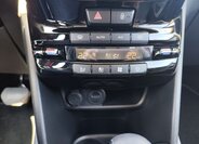 Peugeot 2008 SUV / Terénní 1,2 l 81 kw