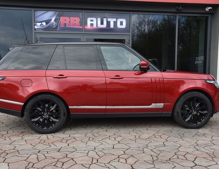 Land Rover Range Rover SUV / Terénní 4,4 l 250 kw