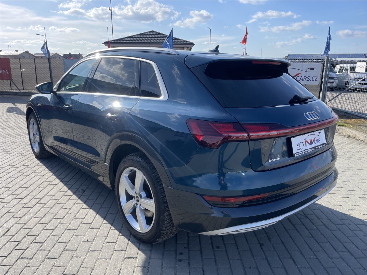 Audi e-tron Kombi 0,0 300 kw