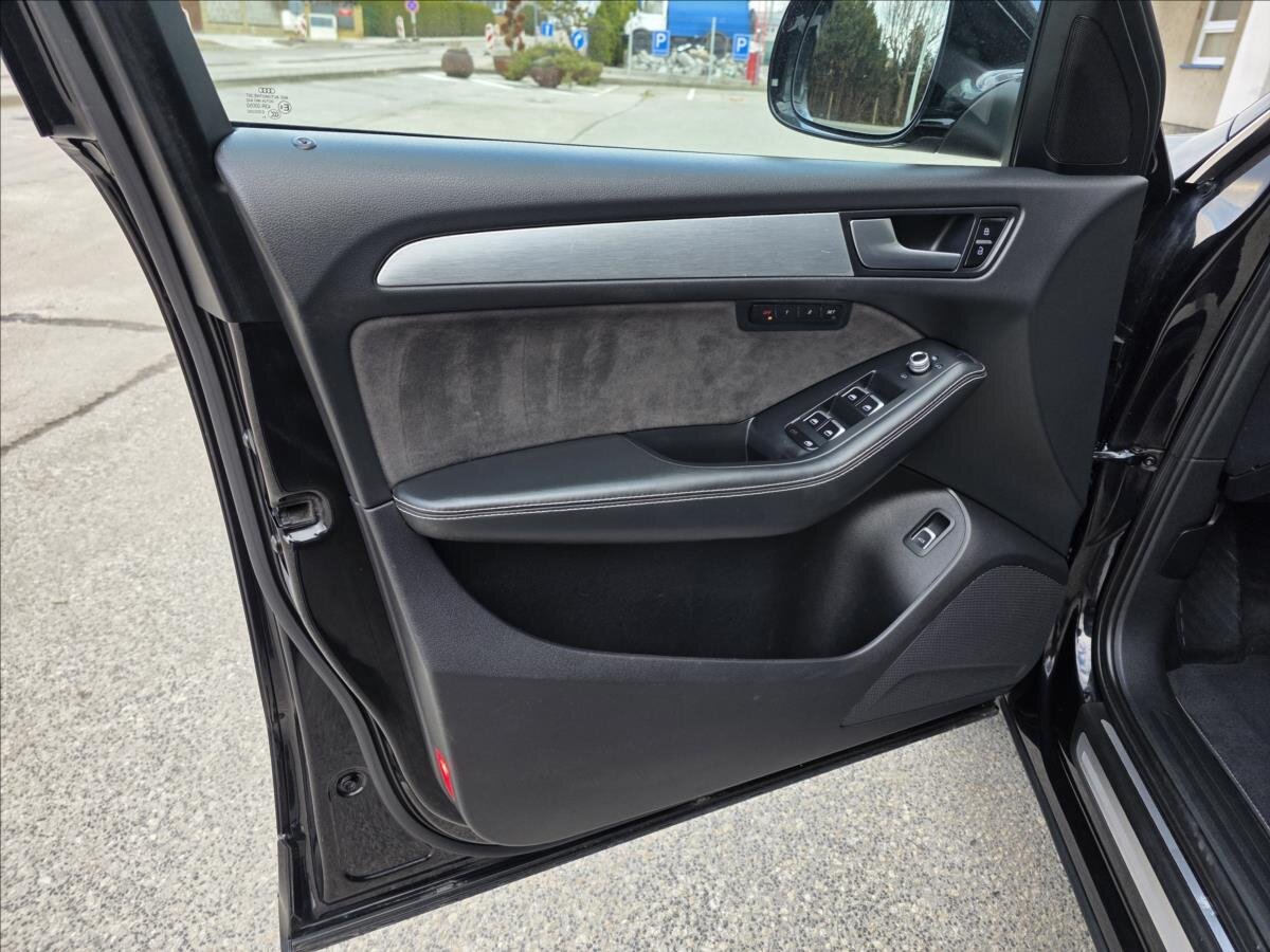 Audi Q5 SUV / Terénní 3,0 l 180 kw