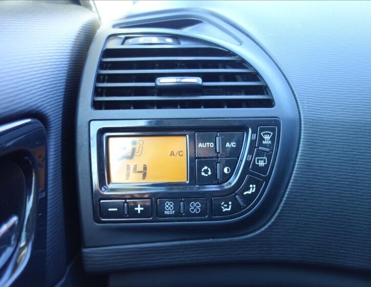 Citroën Grand C4 Picasso MPV 2,0 l 110 kw