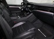 Volkswagen Touareg 13